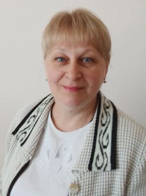 Помощник воспитателя Снежко Людмила Викторовна Помощник воспитателя Снежко Людмила Викторовна